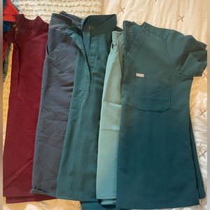 Figs small tops and med top